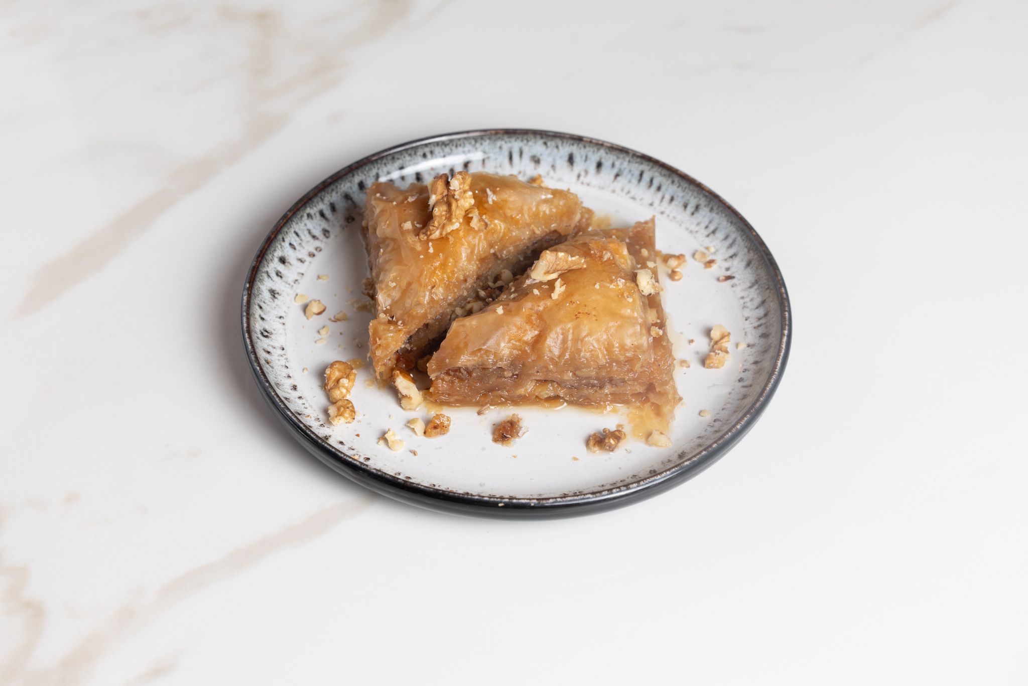 HOME MADE WALNUT BAKLLAVA
